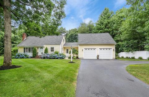 73 Old Post Rd, Walpole, MA 02032 photo 2
