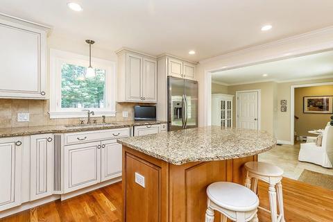 73 Old Post Rd, Walpole, MA 02032 photo 13
