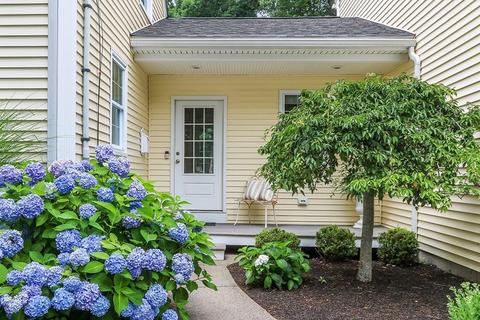 73 Old Post Rd, Walpole, MA 02032 photo 5