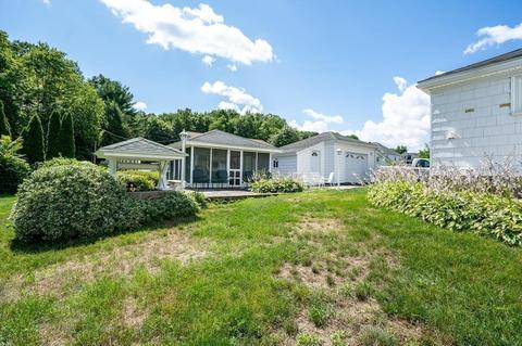 19 Milton St, Chicopee, MA 01013 photo 32