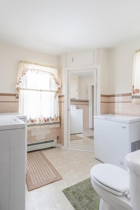19 Milton St, Chicopee, MA 01013 photo 13