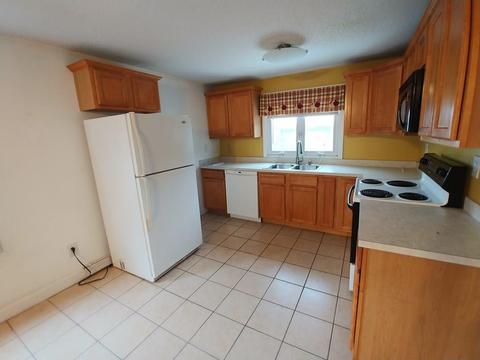 1928 N Main St #2, Fall River, MA 02720 photo 11