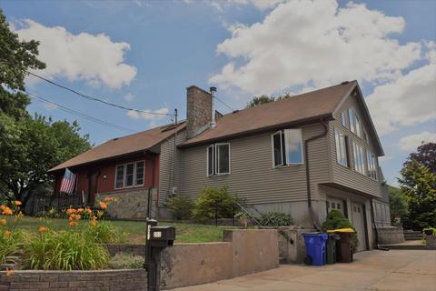 201 Concord St, Fall River, MA 02723 photo 1
