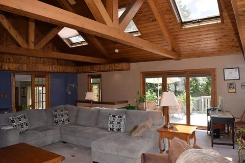 201 Concord St, Fall River, MA 02723 photo 7