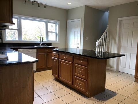 24 Paris St, Everett, MA 02149 photo 4