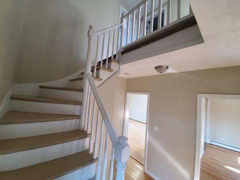 24 Paris St, Everett, MA 02149 photo 3