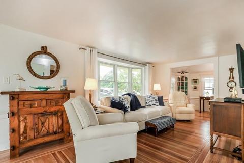 136 Pond St, Barnstable, MA 02655 photo 12
