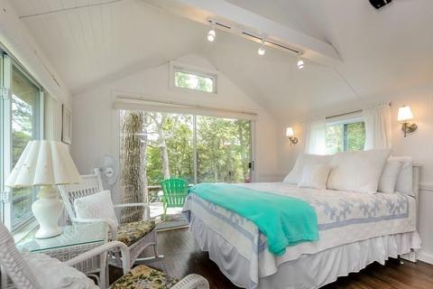 136 Pond St, Barnstable, MA 02655 photo 27