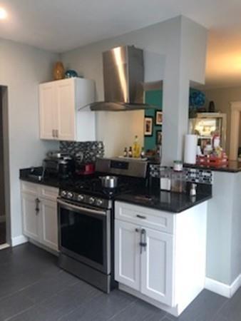 590 White St, Springfield, MA 01108 photo 8