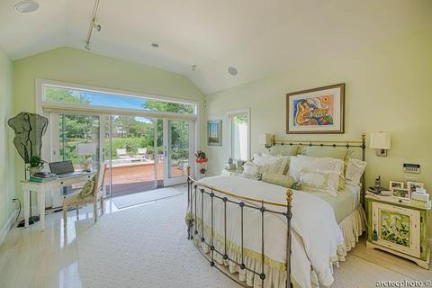 56 The Hts, Mashpee, MA 02649 photo 4