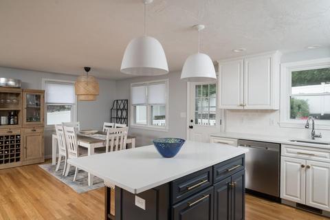 15 Leonard, Hingham, MA 02043 photo 4