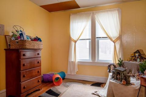 34 Kellogg St, Fall River, MA 02724 photo 32