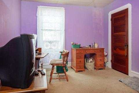 34 Kellogg St, Fall River, MA 02724 photo 33