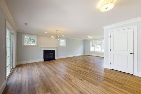14 Hemlock Dr, Natick, MA 01760 photo 8
