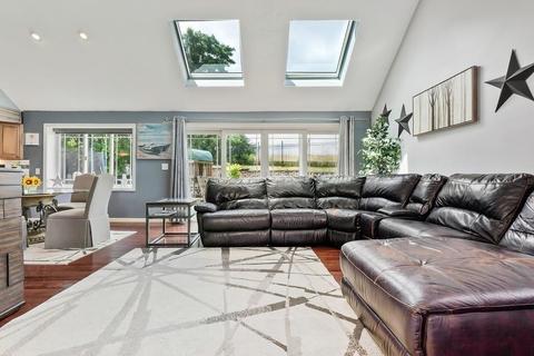 10 Jacobs Lndg, Danvers, MA 01923 photo 7