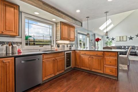 10 Jacobs Lndg, Danvers, MA 01923 photo 15