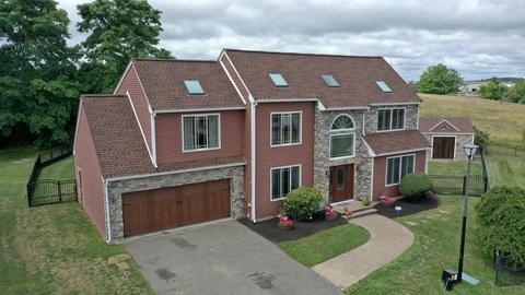 10 Jacobs Lndg, Danvers, MA 01923 photo 1