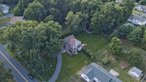 63 Plain St, Easthampton, MA 01027 photo 4