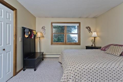 63 Plain St, Easthampton, MA 01027 photo 22