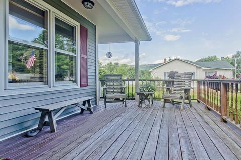 63 Plain St, Easthampton, MA 01027 photo 38