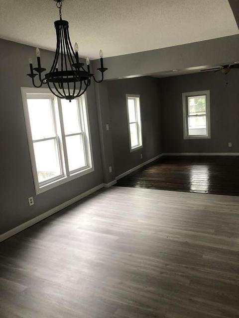 131 Miller St, Springfield, MA 01104 photo 4
