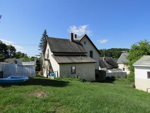 45 Baker St, Gardner, MA 01440 photo 4