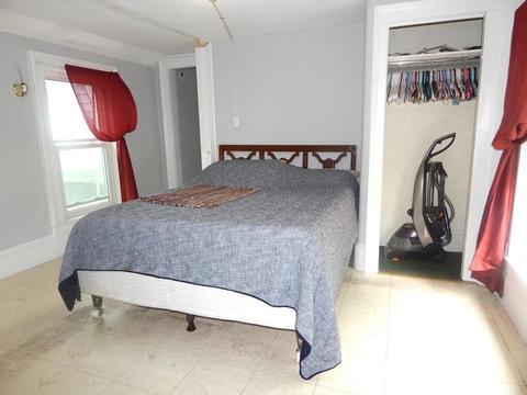 247 Pine St, Springfield, MA 01105 photo 23