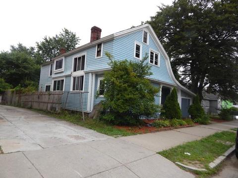 247 Pine St, Springfield, MA 01105 photo 2