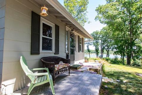 50 Lyndon Rd, Hingham, MA 02043 photo 1