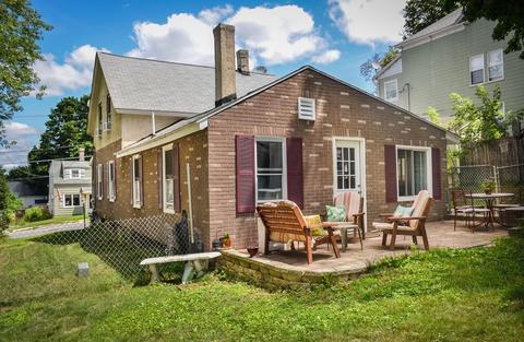 23 Summit St, Clinton, MA 01510 photo 2
