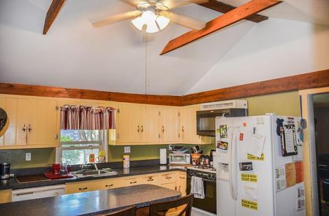 23 Summit St, Clinton, MA 01510 photo 8