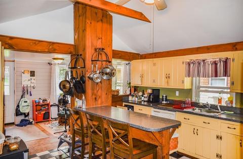 23 Summit St, Clinton, MA 01510 photo 9