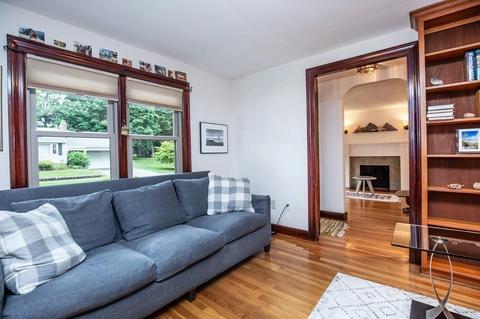 8 Autumn St, Danvers, MA 01923 photo 17