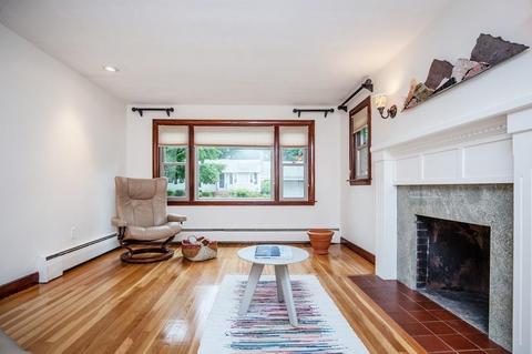 8 Autumn St, Danvers, MA 01923 photo 11