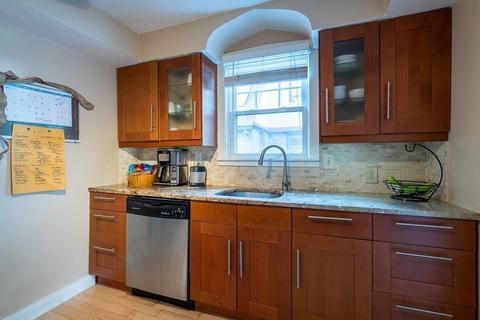 19 Perkins, Springfield, MA 01118 photo 9