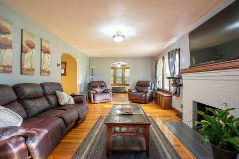 19 Perkins, Springfield, MA 01118 photo 2