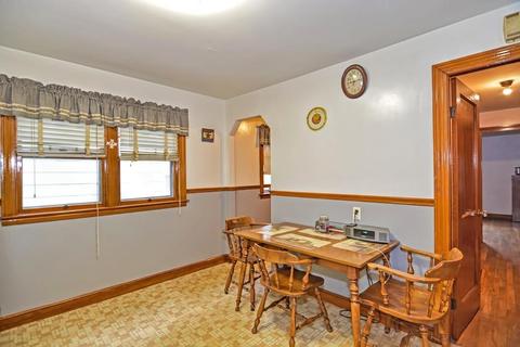 68 Vale St, Worcester, MA 01604 photo 17
