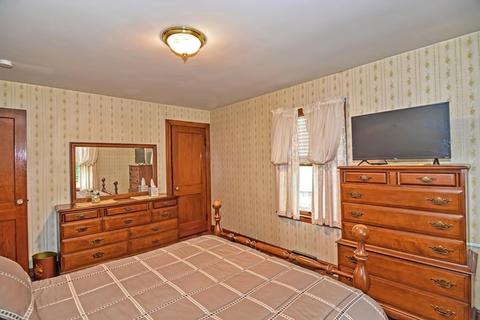 68 Vale St, Worcester, MA 01604 photo 6