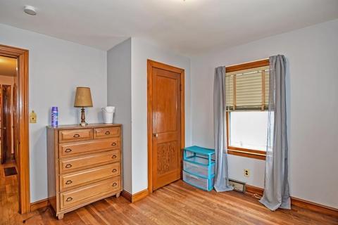 68 Vale St, Worcester, MA 01604 photo 12