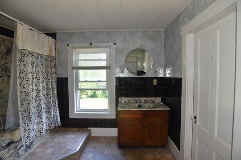 140 Summer St, Athol, MA 01331 photo 24