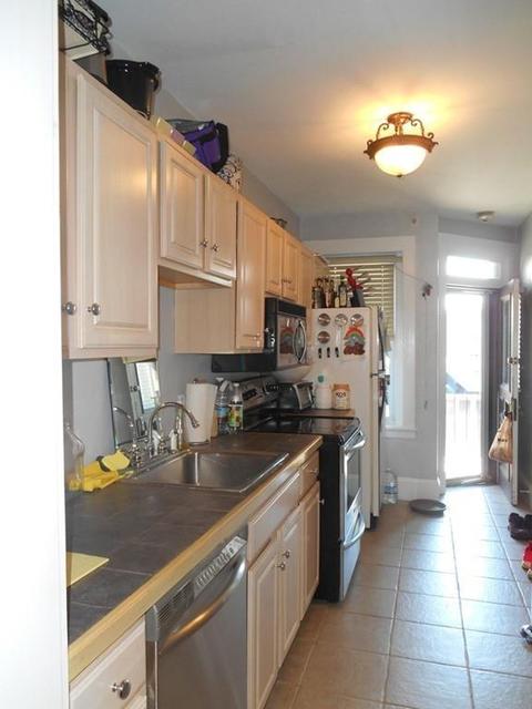 38 Elm St #2, Worcester, MA 01609 photo 11