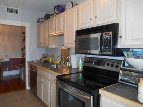 38 Elm St #2, Worcester, MA 01609 photo 10