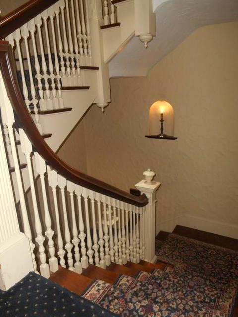 38 Elm St #2, Worcester, MA 01609 photo 3