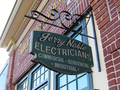 242 Main St, Gloucester, MA 01930 photo 4