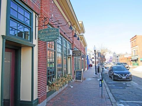 242 Main St, Gloucester, MA 01930 photo 3