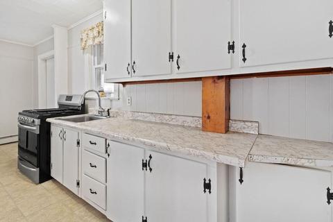 35 Gilbert St, Lawrence, MA 01843 photo 13