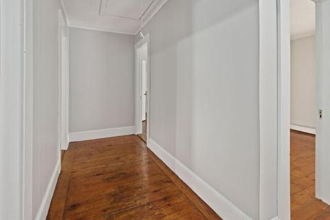 35 Gilbert St, Lawrence, MA 01843 photo 27