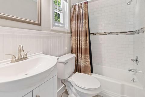 35 Gilbert St, Lawrence, MA 01843 photo 12