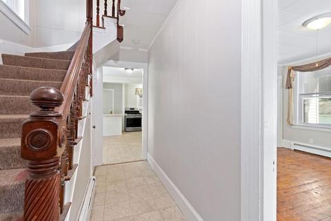 35 Gilbert St, Lawrence, MA 01843 photo 7