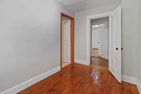 35 Gilbert St, Lawrence, MA 01843 photo 25